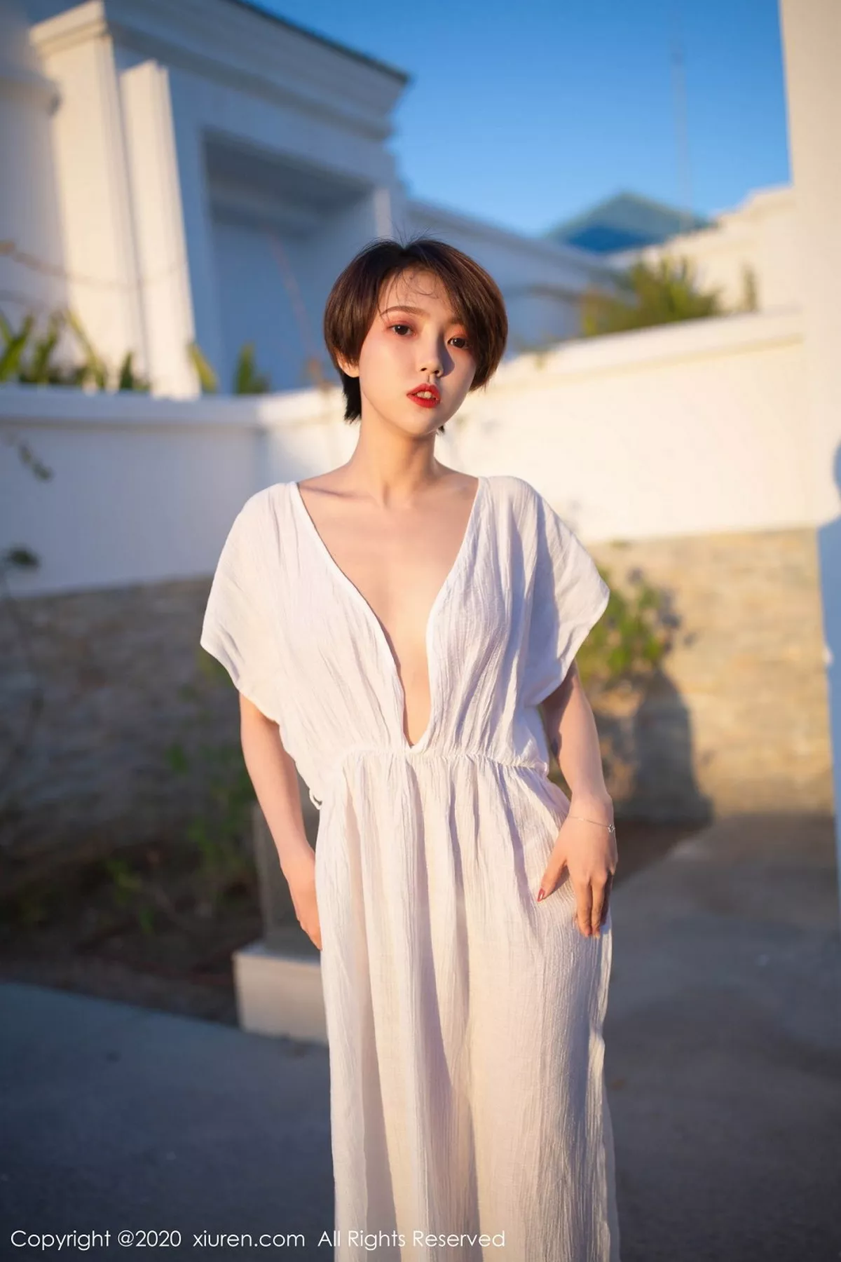 [XiuRen秀人网]第2405期冯木木写真  第1张-《94零社区》