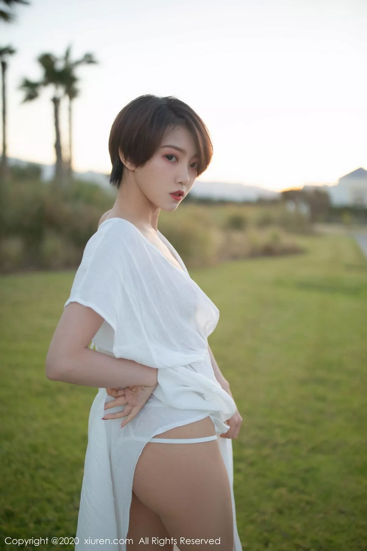 [XiuRen秀人网]第2405期冯木木写真  第32张-《94零社区》