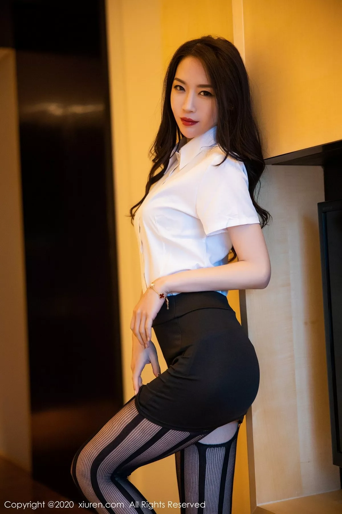 [XiuRen秀人网]第2450期梦心月写真  第5张-《94零社区》