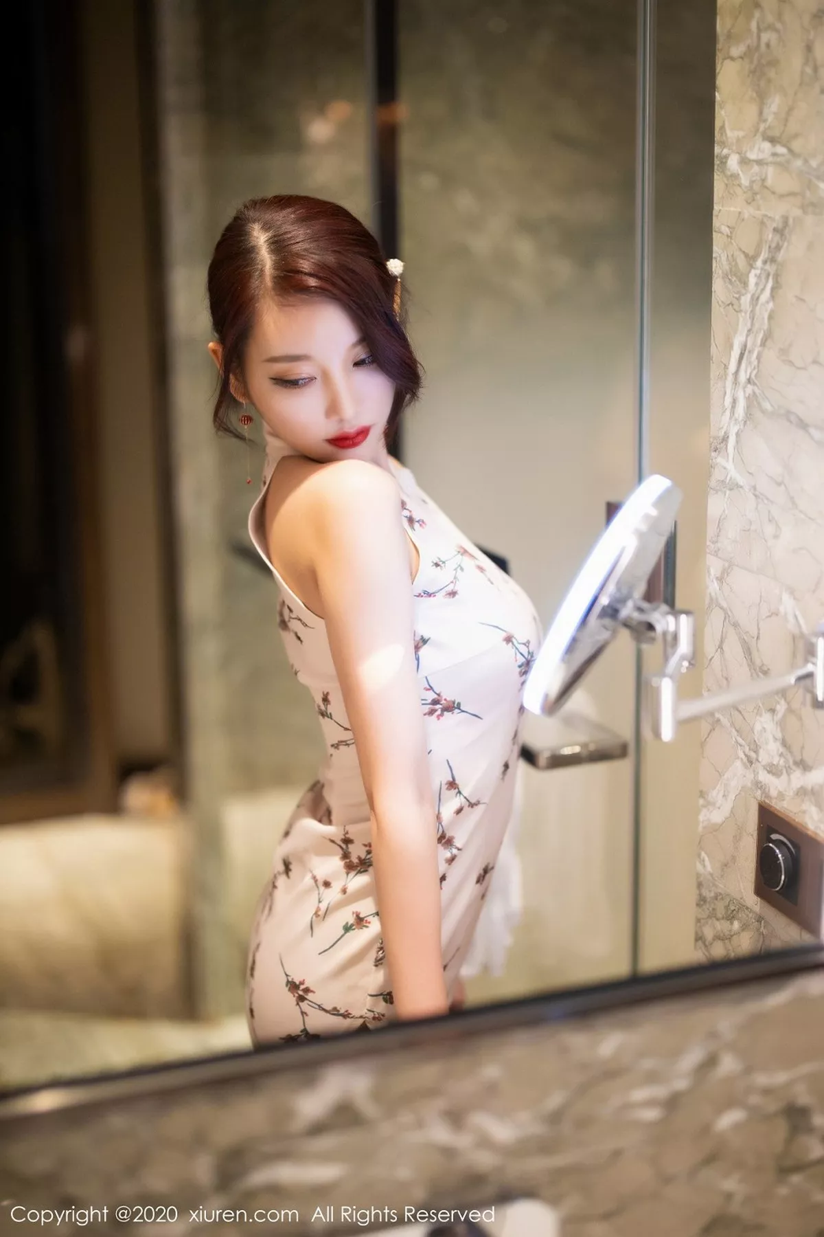 [XiuRen秀人网]第2487期杨晨晨写真  第3张-《94零社区》