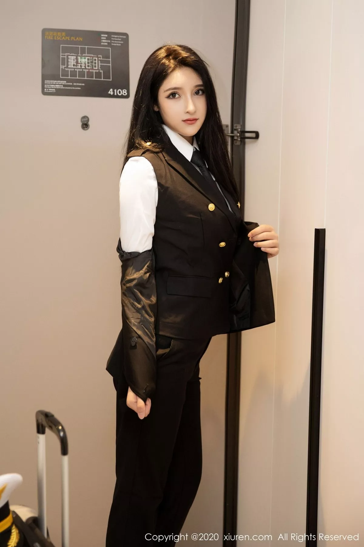 [XiuRen秀人网]第2484期蛛妹妹妹写真  第8张-《94零社区》