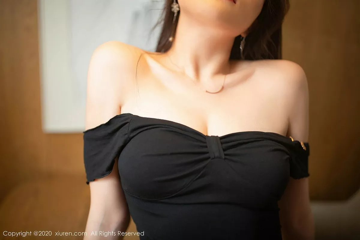 [XiuRen秀人网]第2600期芝芝Booty写真  第19张-《94零社区》