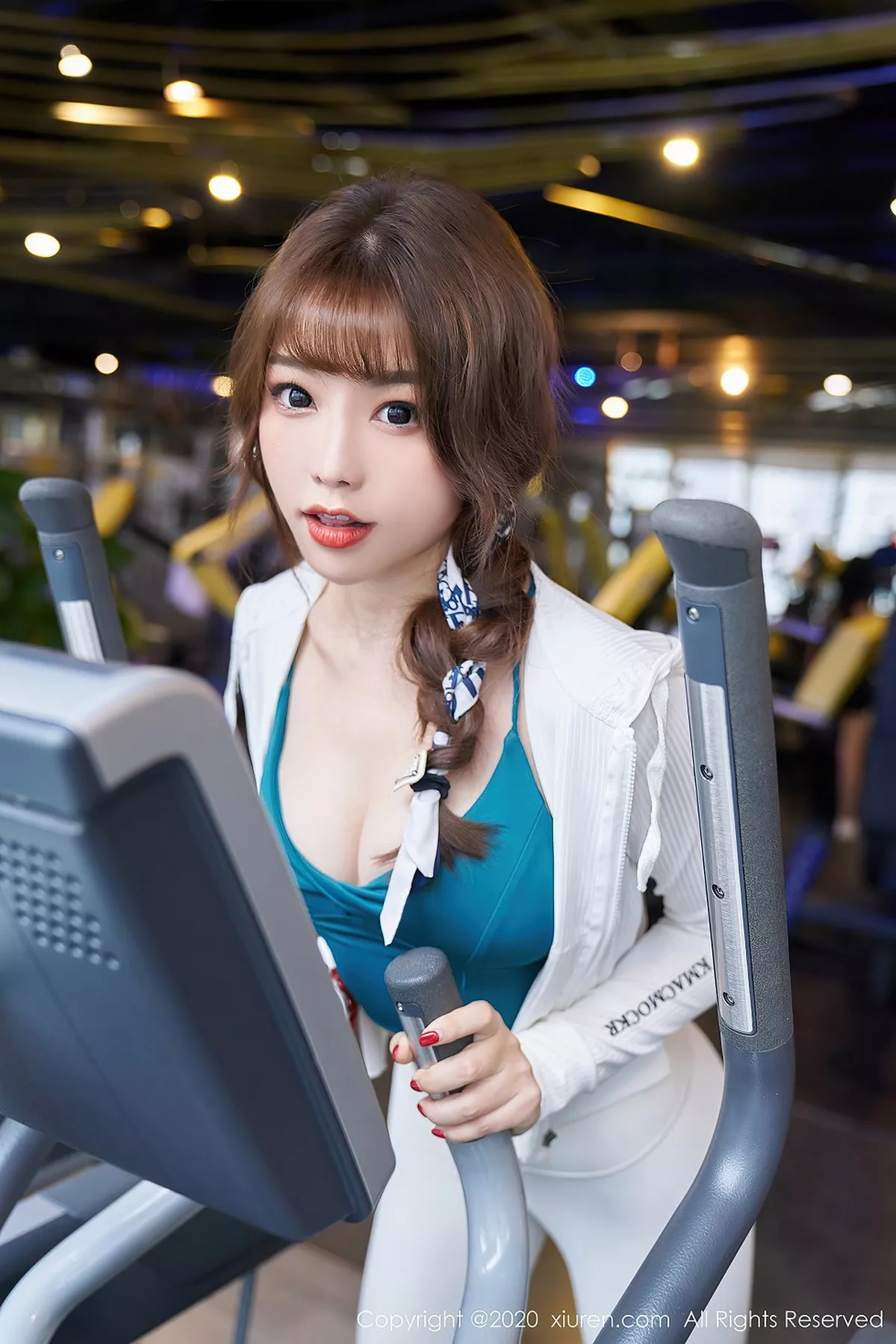 [XiuRen秀人网]第2589期芝芝Booty写真  第6张-《94零社区》