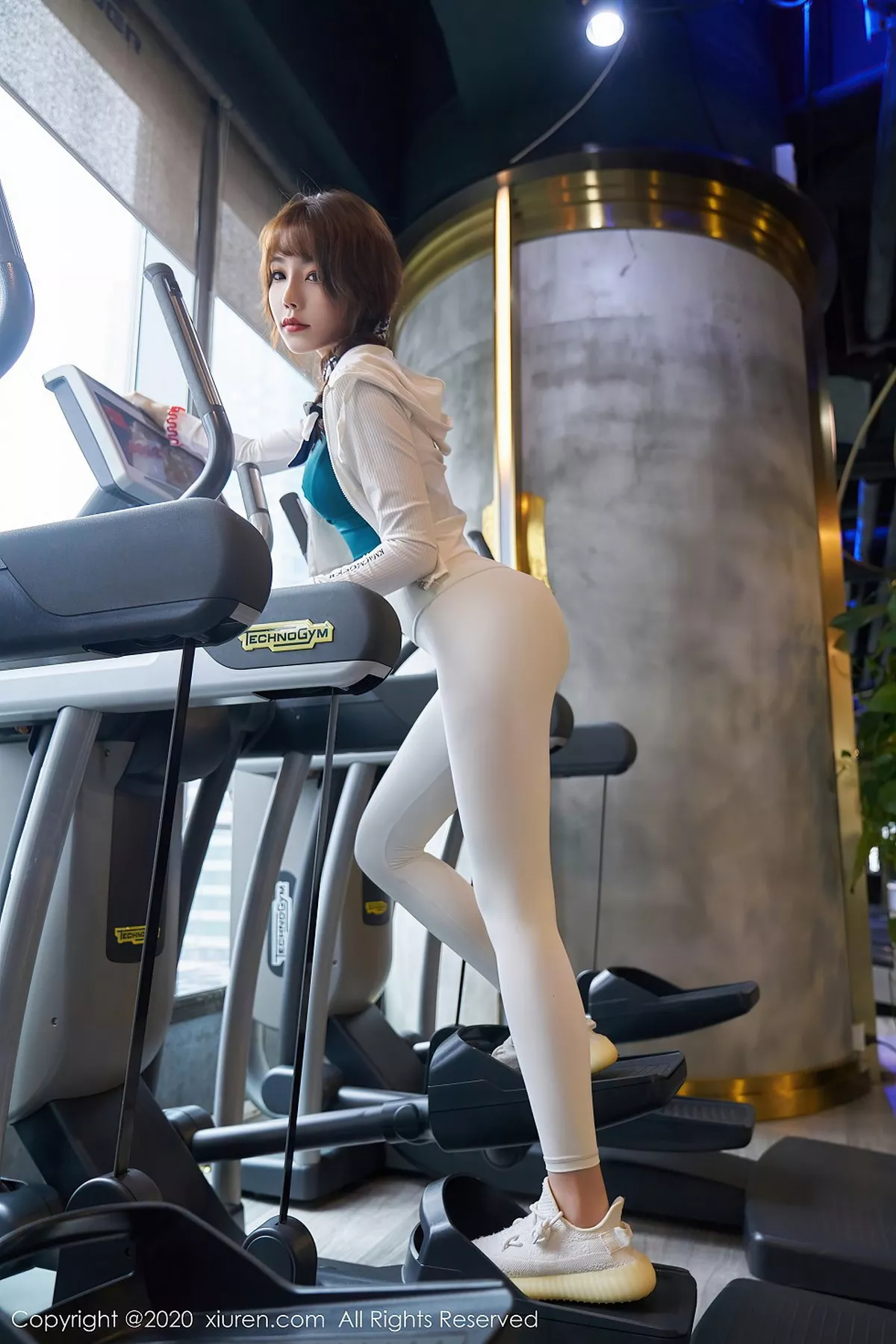 [XiuRen秀人网]第2589期芝芝Booty写真  第15张-《94零社区》