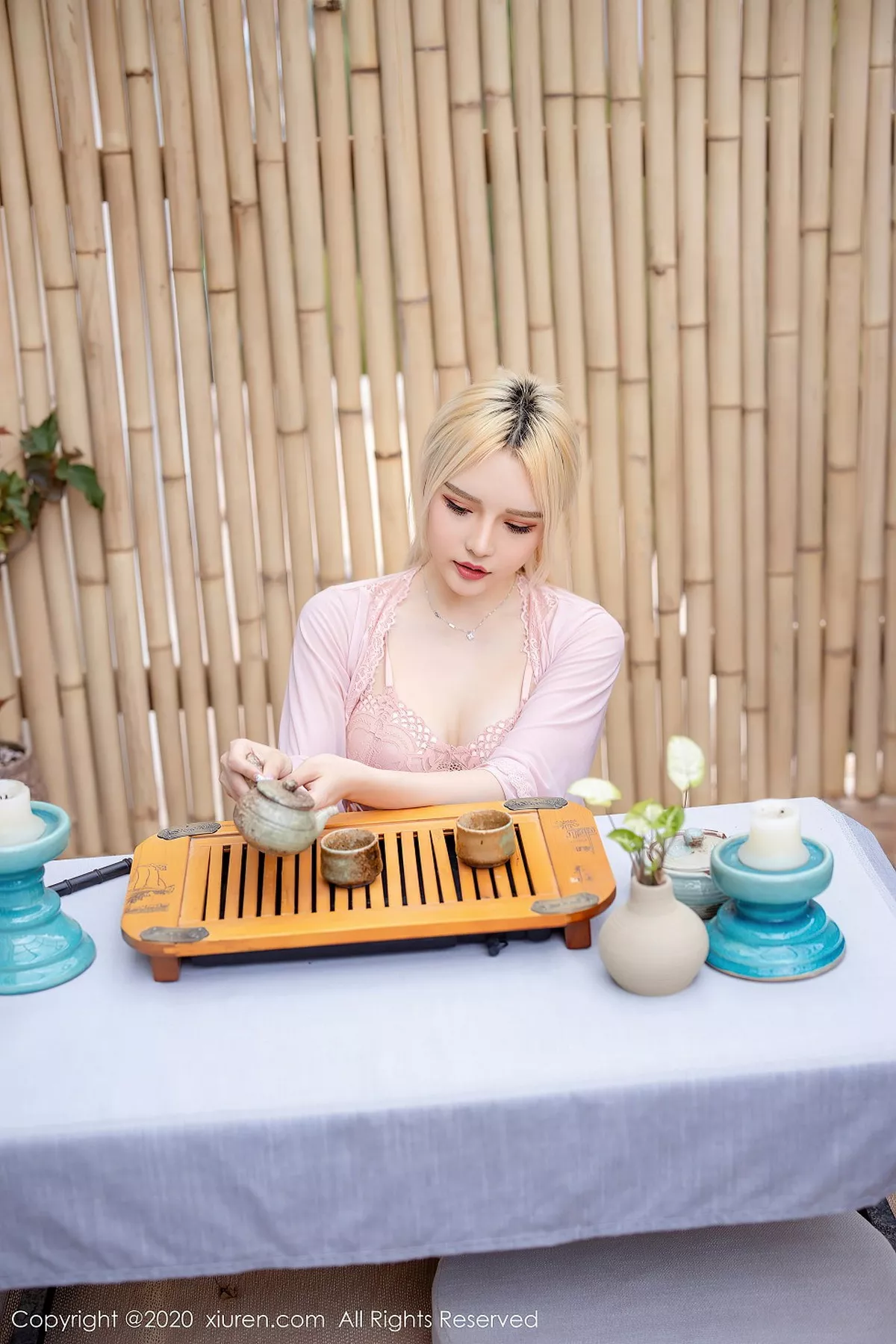 [XiuRen秀人网]第2585期淼淼小姐姐呀写真  第11张-《94零社区》