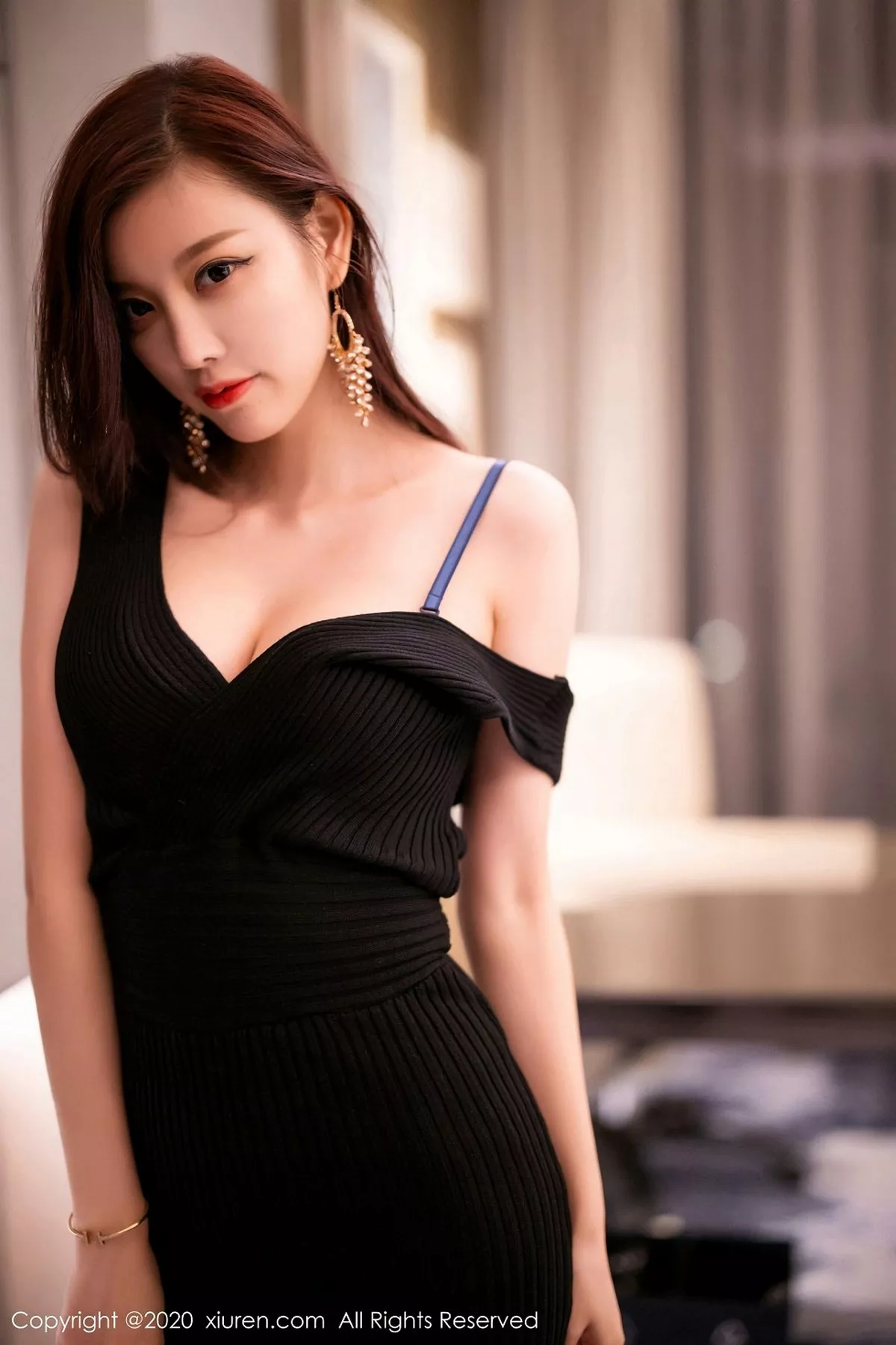 [XiuRen秀人网]第2704期杨晨晨写真  第12张-《94零社区》