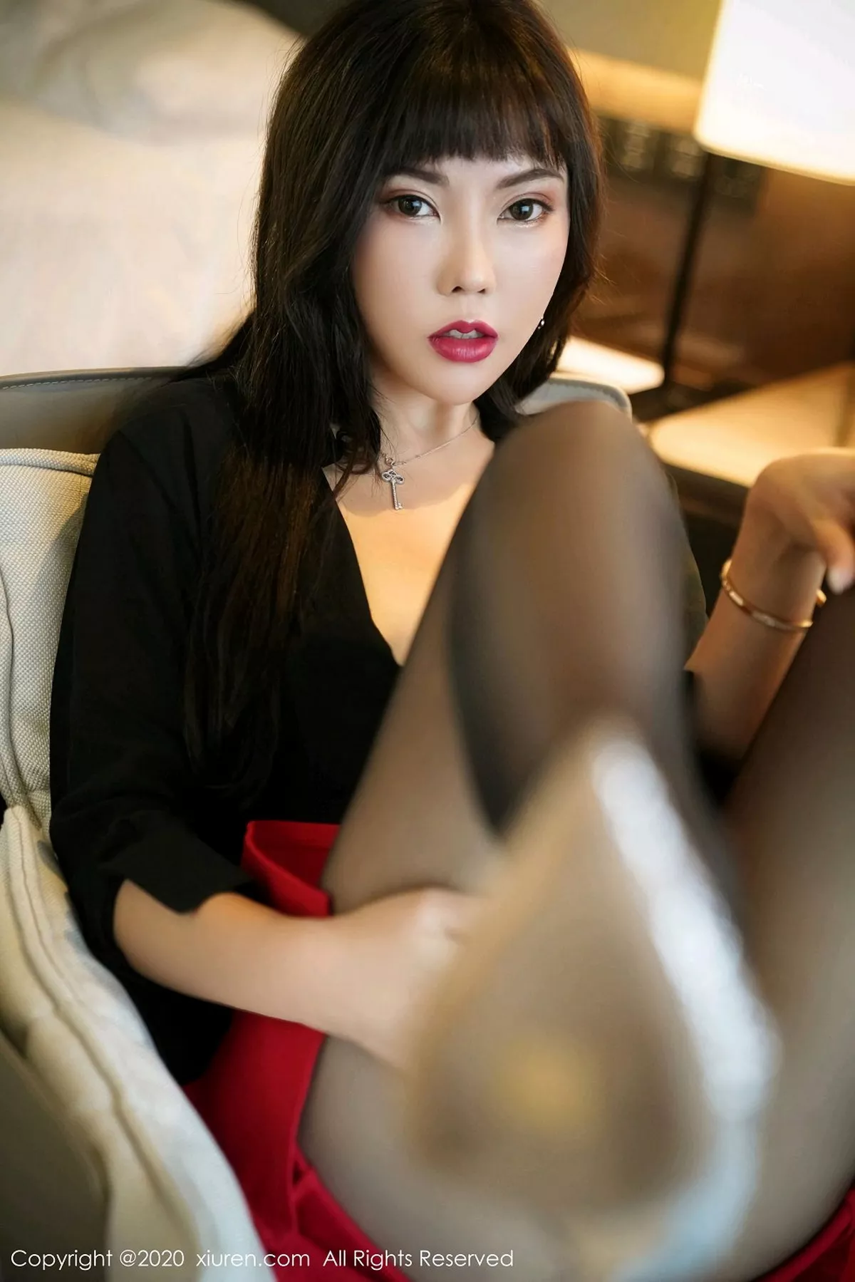 [XiuRen秀人网]第2738期萌汉药写真  第3张-《94零社区》