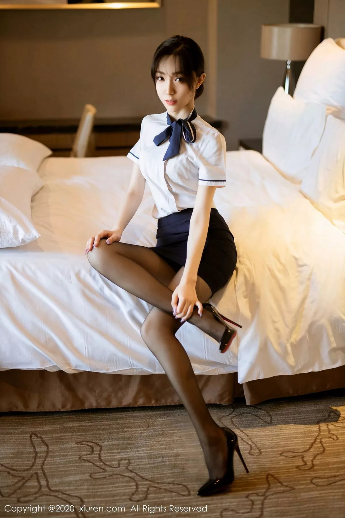 [XiuRen秀人网]第2735期九千柒柒写真  第10张-《94零社区》
