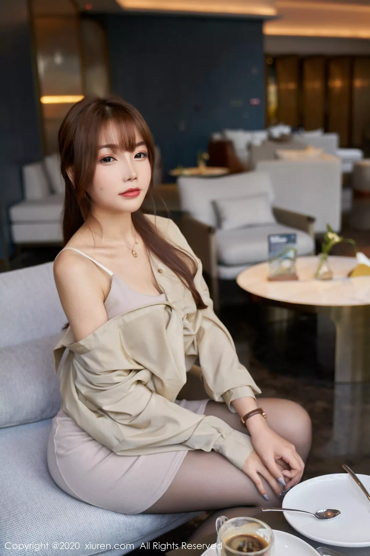 [XiuRen秀人网]第2734期芝芝Booty写真  第18张-《94零社区》
