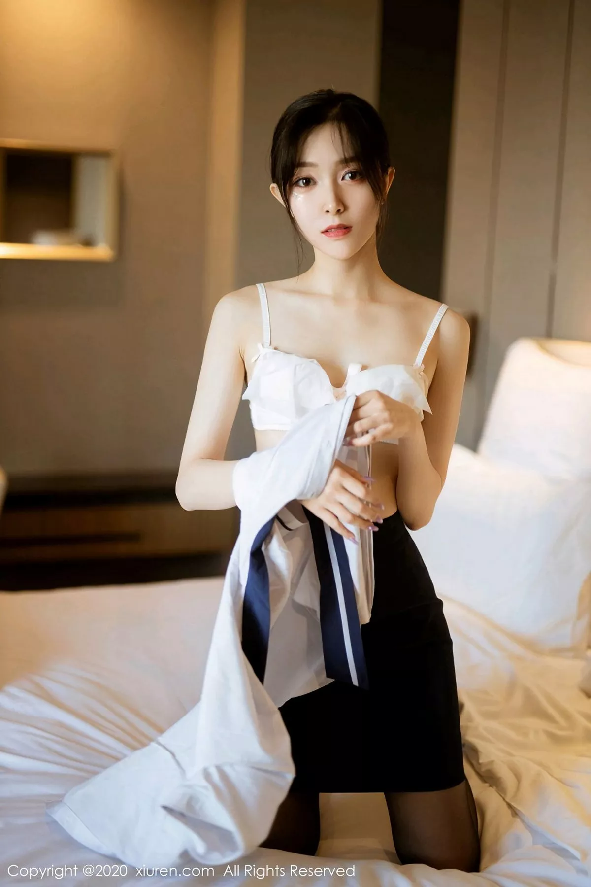 [XiuRen秀人网]第2735期九千柒柒写真  第31张-《94零社区》