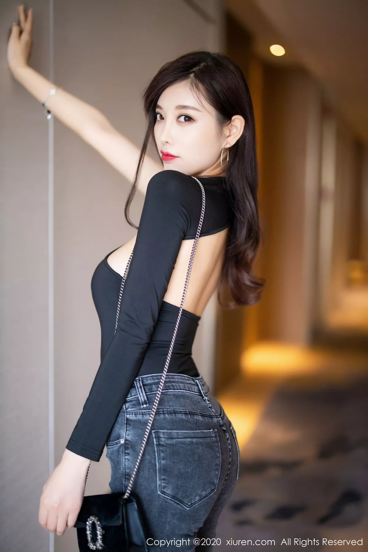 [XiuRen秀人网]第2841期杨晨晨写真  第3张-《94零社区》