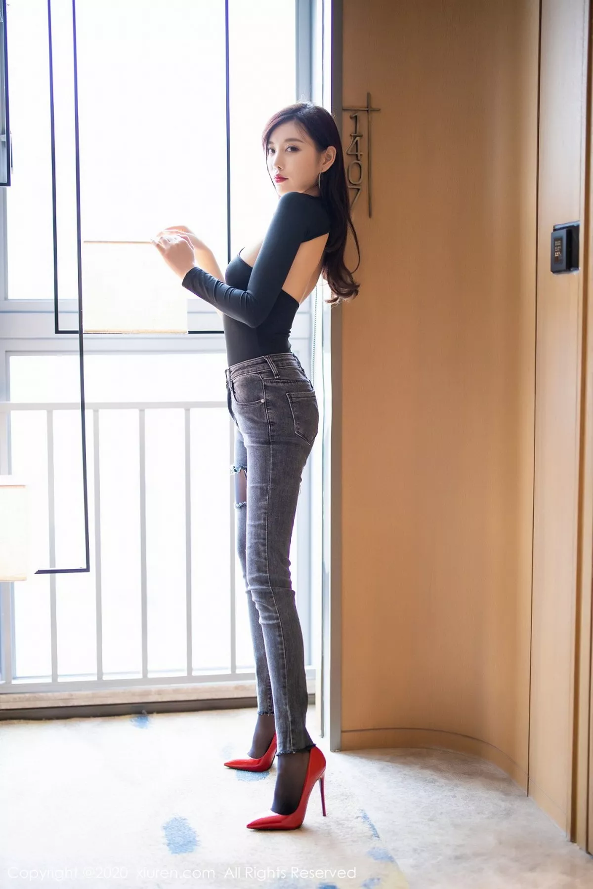 [XiuRen秀人网]第2841期杨晨晨写真  第11张-《94零社区》
