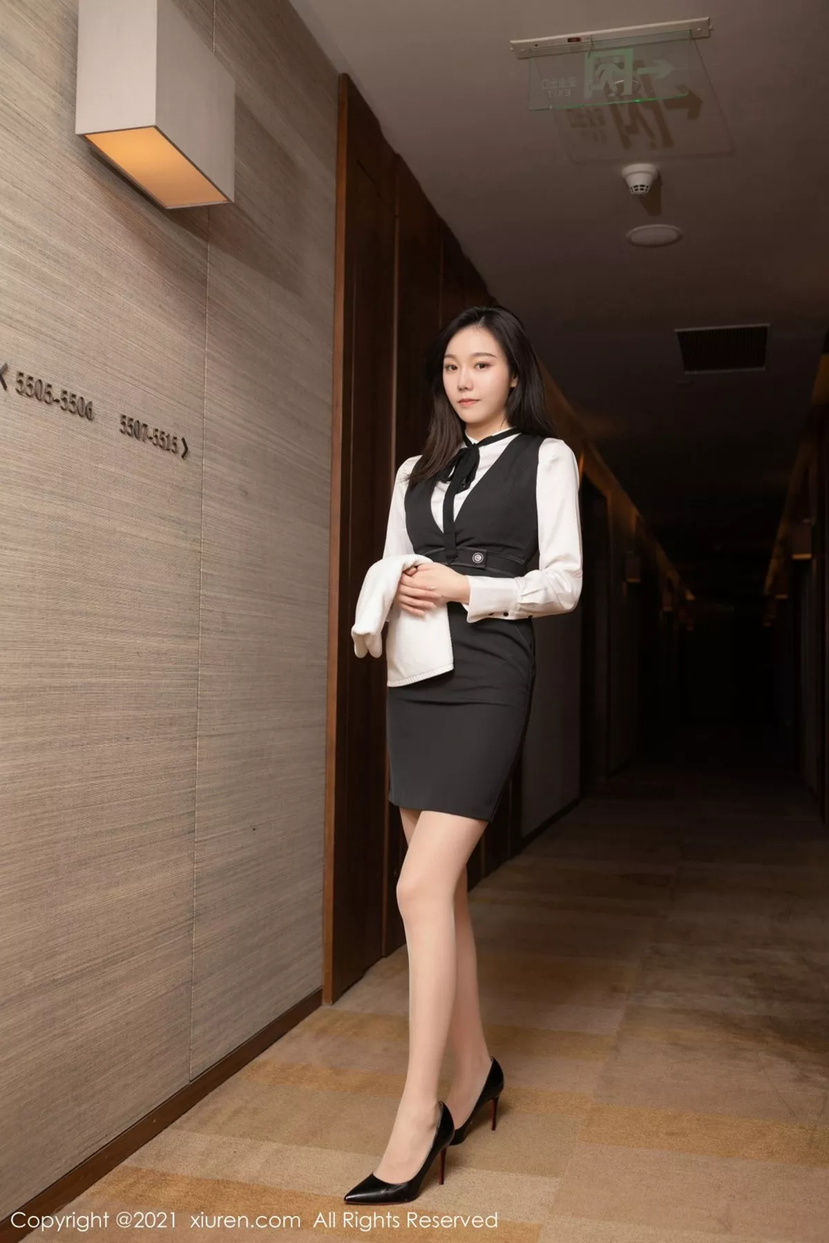 [XiuRen秀人网]第3042期安然写真  第3张-《94零社区》