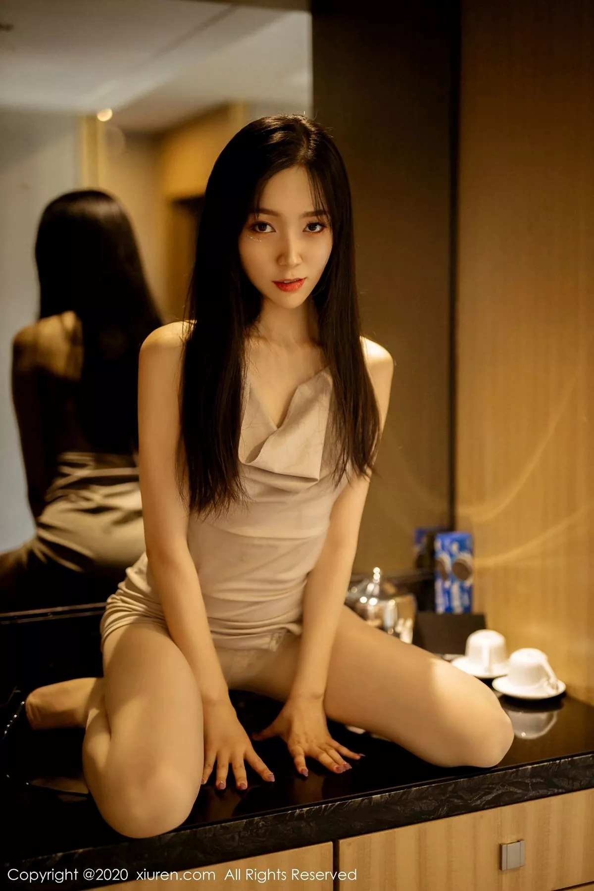 [XiuRen秀人网]第2764期九千柒柒写真  第26张-《94零社区》