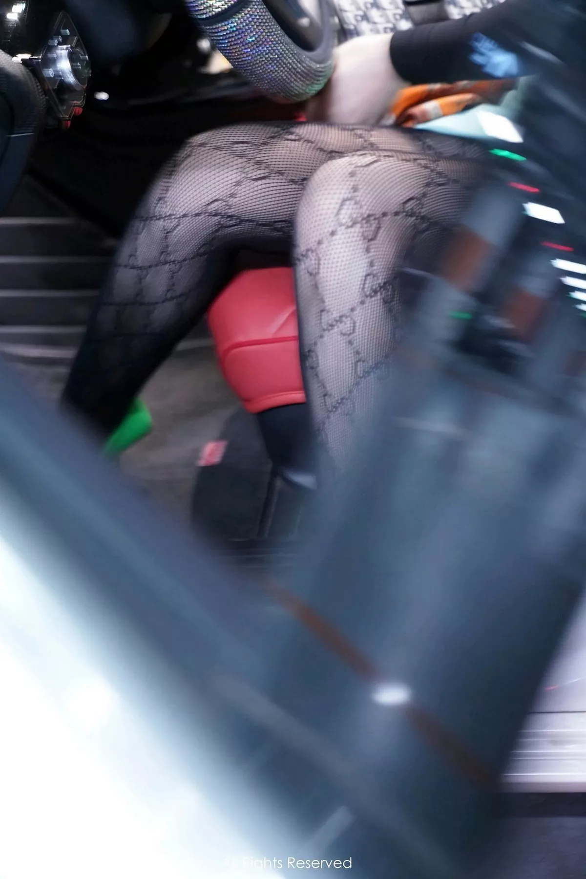 [XiuRen秀人网]第2861期诗诗kiki写真  第32张-《94零社区》