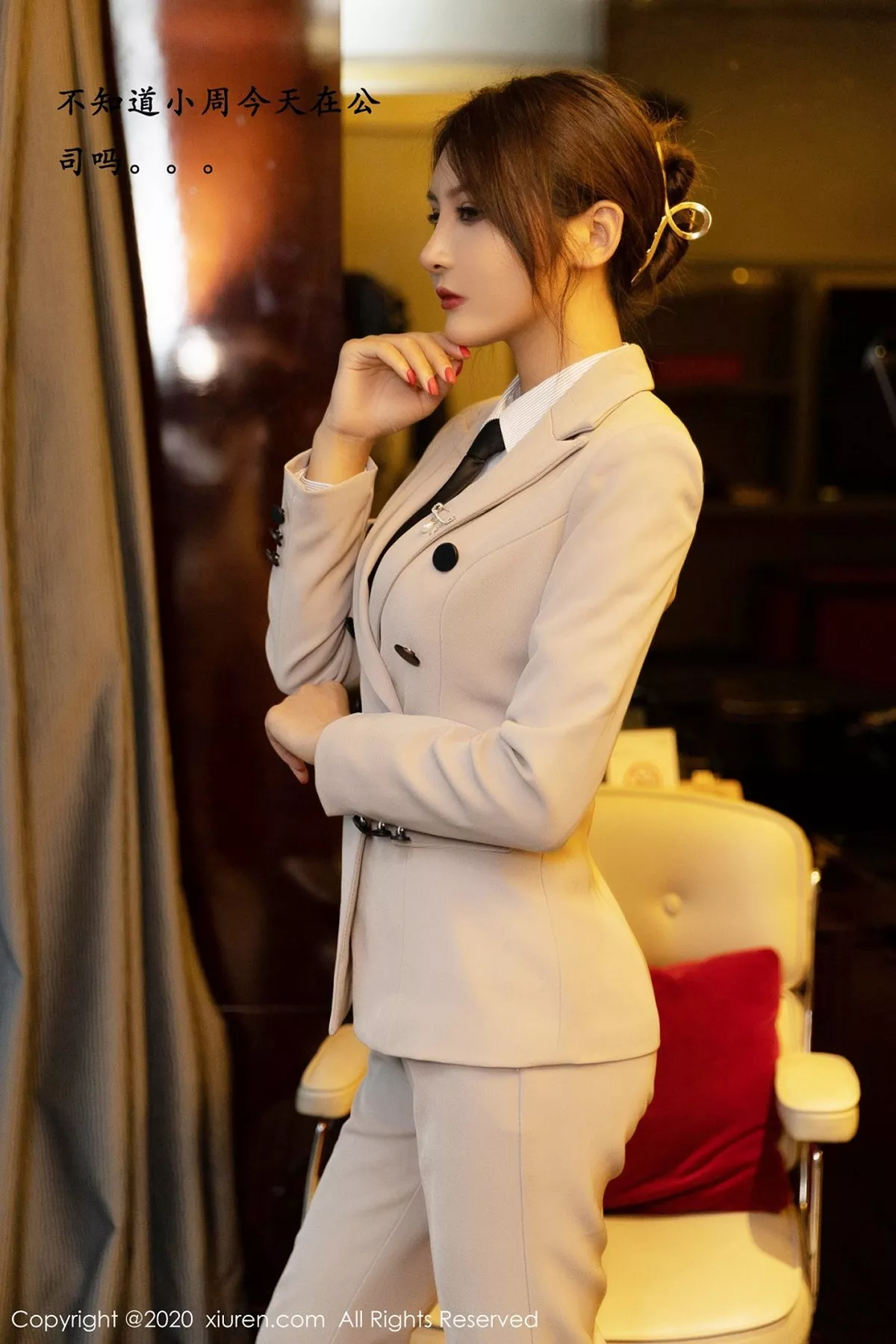 [XiuRen秀人网]第2857期周于希写真  第4张-《94零社区》