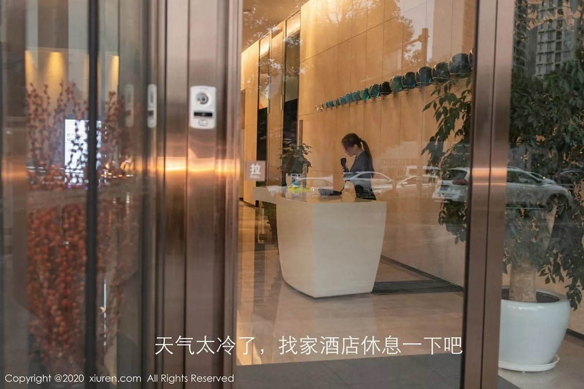 [XiuRen秀人网]第2847期鱼子酱写真  第1张-《94零社区》