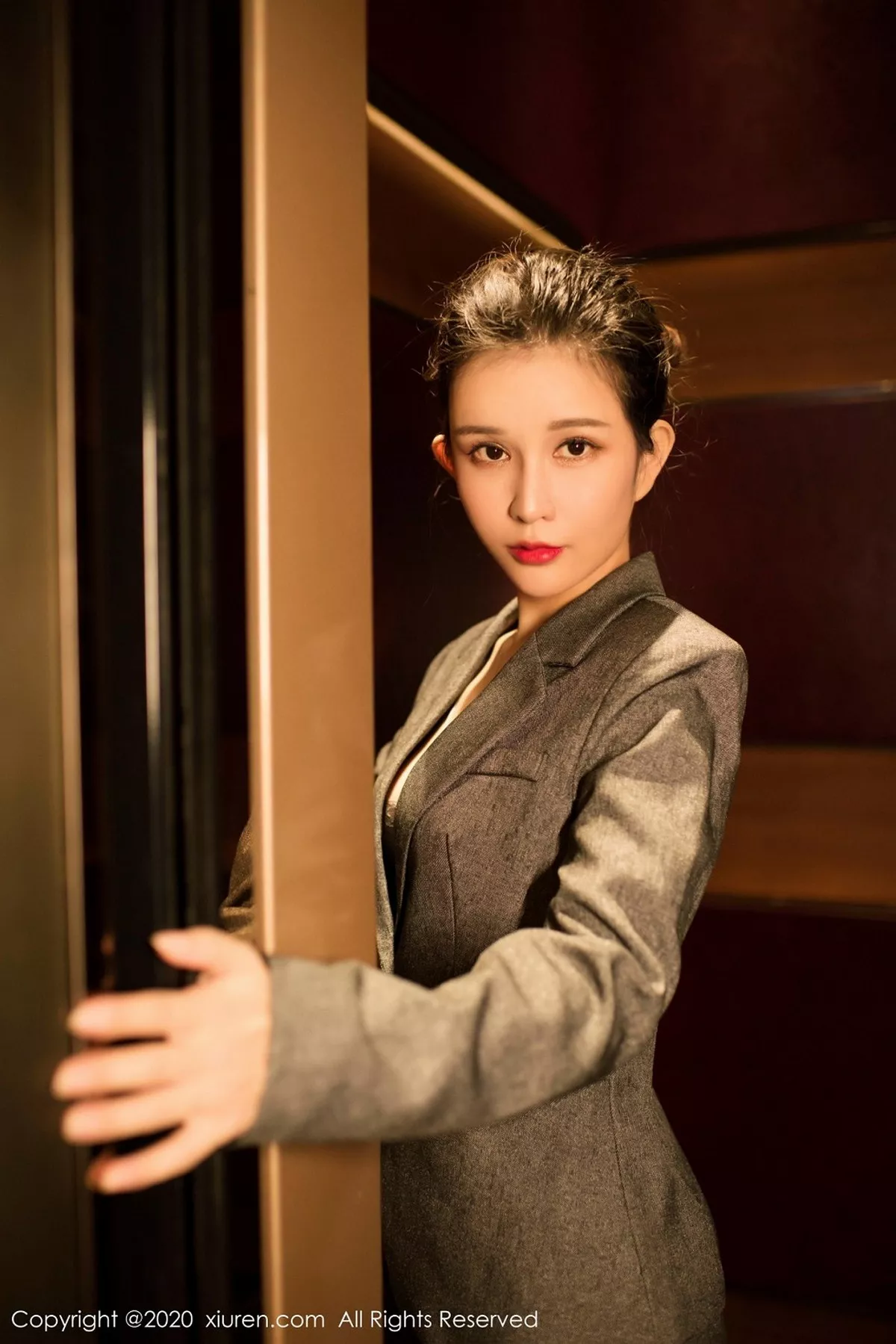 [XiuRen秀人网]第2896期张雨萌写真  第1张-《94零社区》