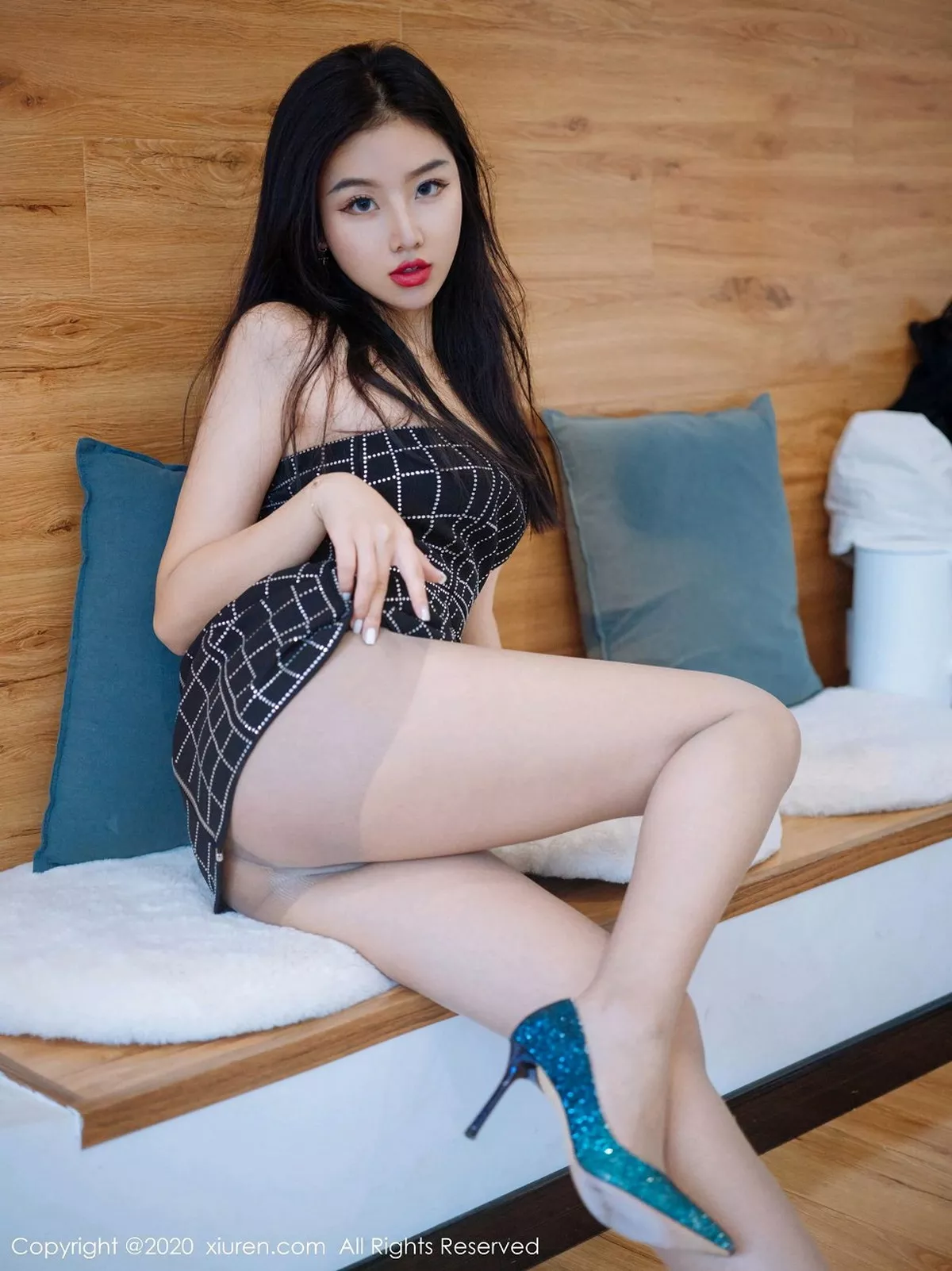 [XiuRen秀人网]第2908期陈念灵写真  第7张-《94零社区》