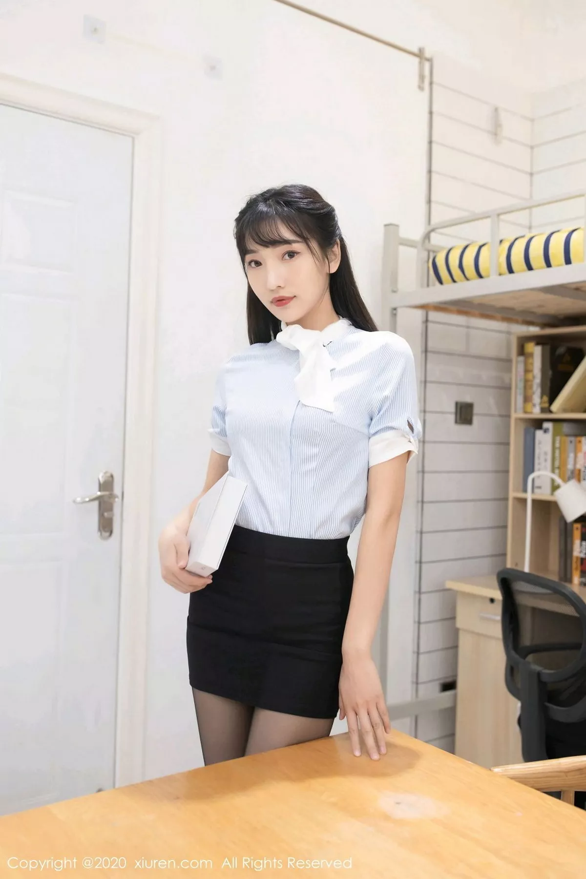 [XiuRen秀人网]第2932期陆萱萱写真  第4张-《94零社区》