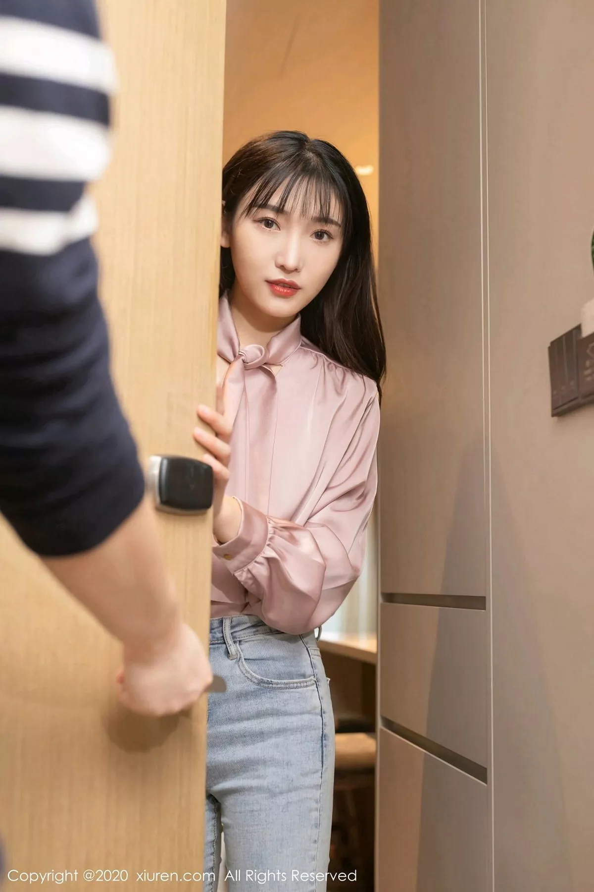 [XiuRen秀人网]第2955期陆萱萱写真  第9张-《94零社区》