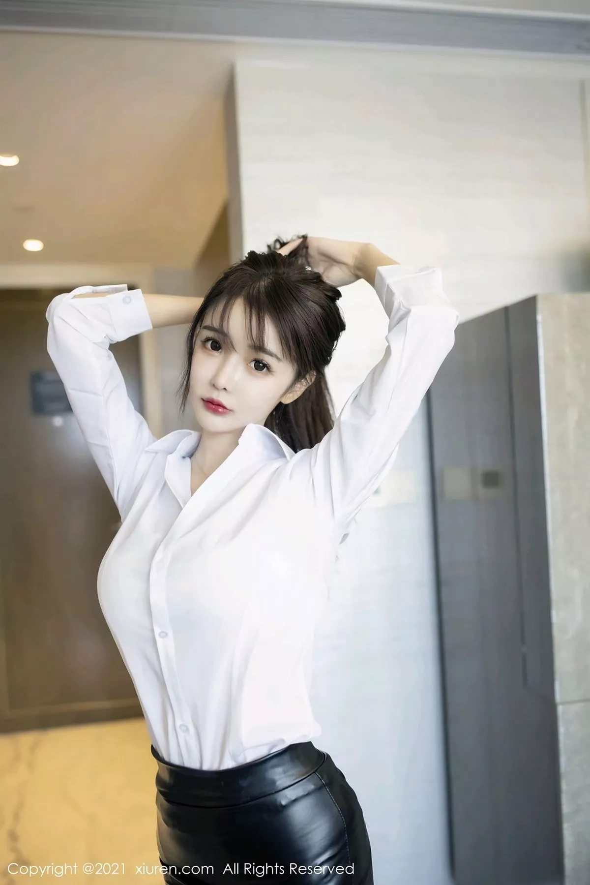 [XiuRen秀人网]第2976期南初妹妹写真  第4张-《94零社区》