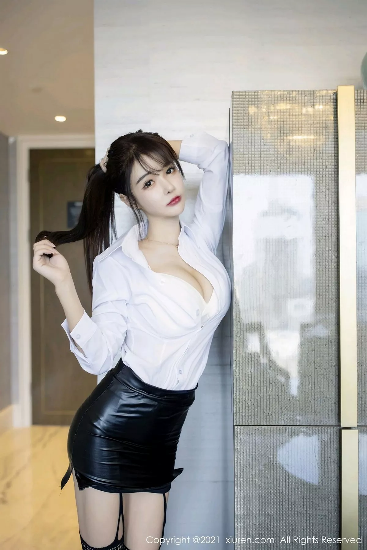 [XiuRen秀人网]第2976期南初妹妹写真  第5张-《94零社区》