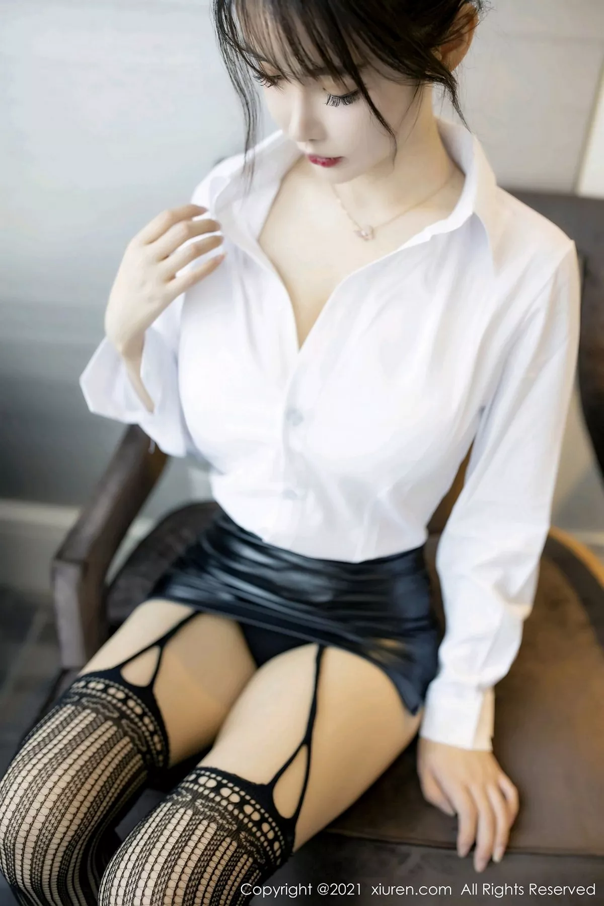 [XiuRen秀人网]第2976期南初妹妹写真  第15张-《94零社区》