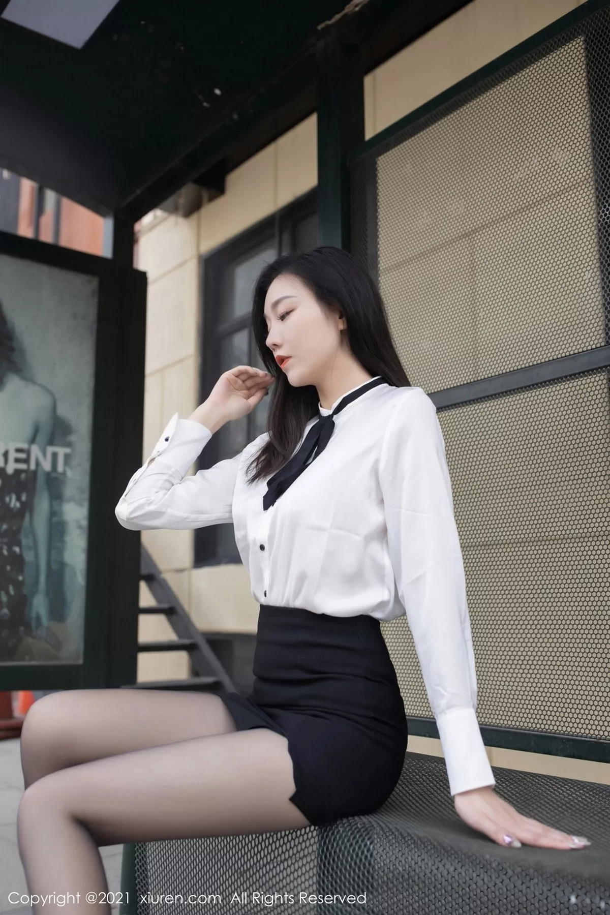 [XiuRen秀人网]第3020期安然写真  第2张-《94零社区》