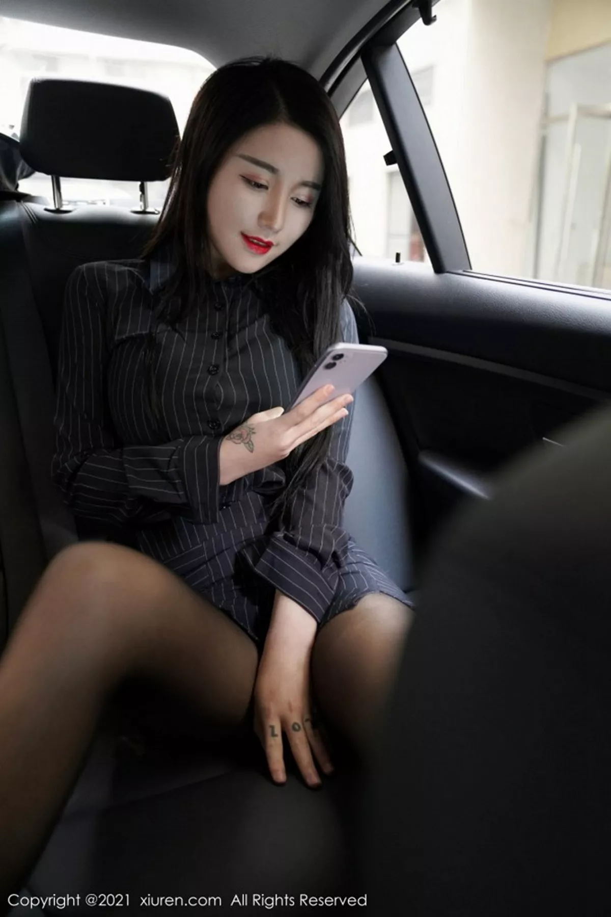 [XiuRen秀人网]第3111期美七Mia写真  第9张-《94零社区》
