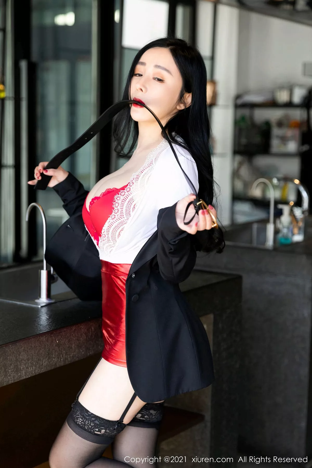 [XiuRen秀人网]第3148期允爾写真  第17张-《94零社区》
