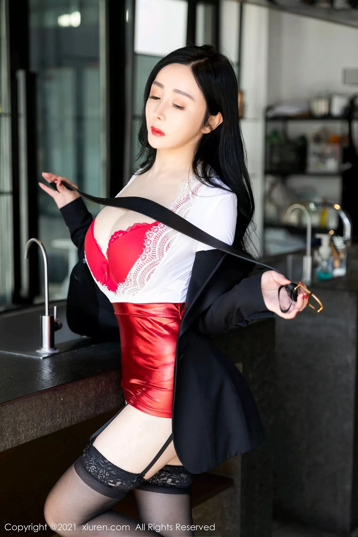 [XiuRen秀人网]第3148期允爾写真  第18张-《94零社区》