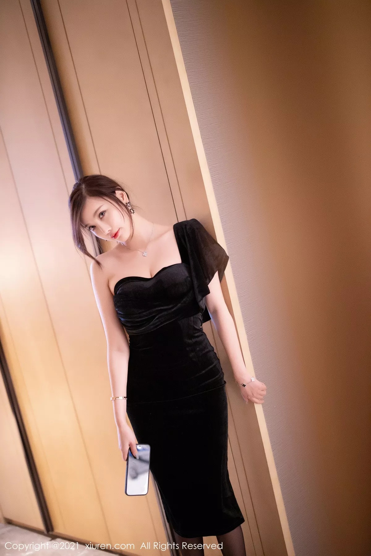 [XiuRen秀人网]第3184期杨晨晨写真  第15张-《94零社区》