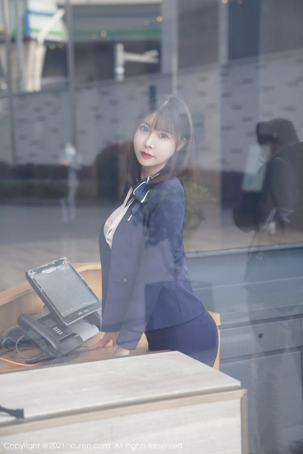 [XiuRen秀人网]第3221期晓鱼酱写真  第20张-《94零社区》