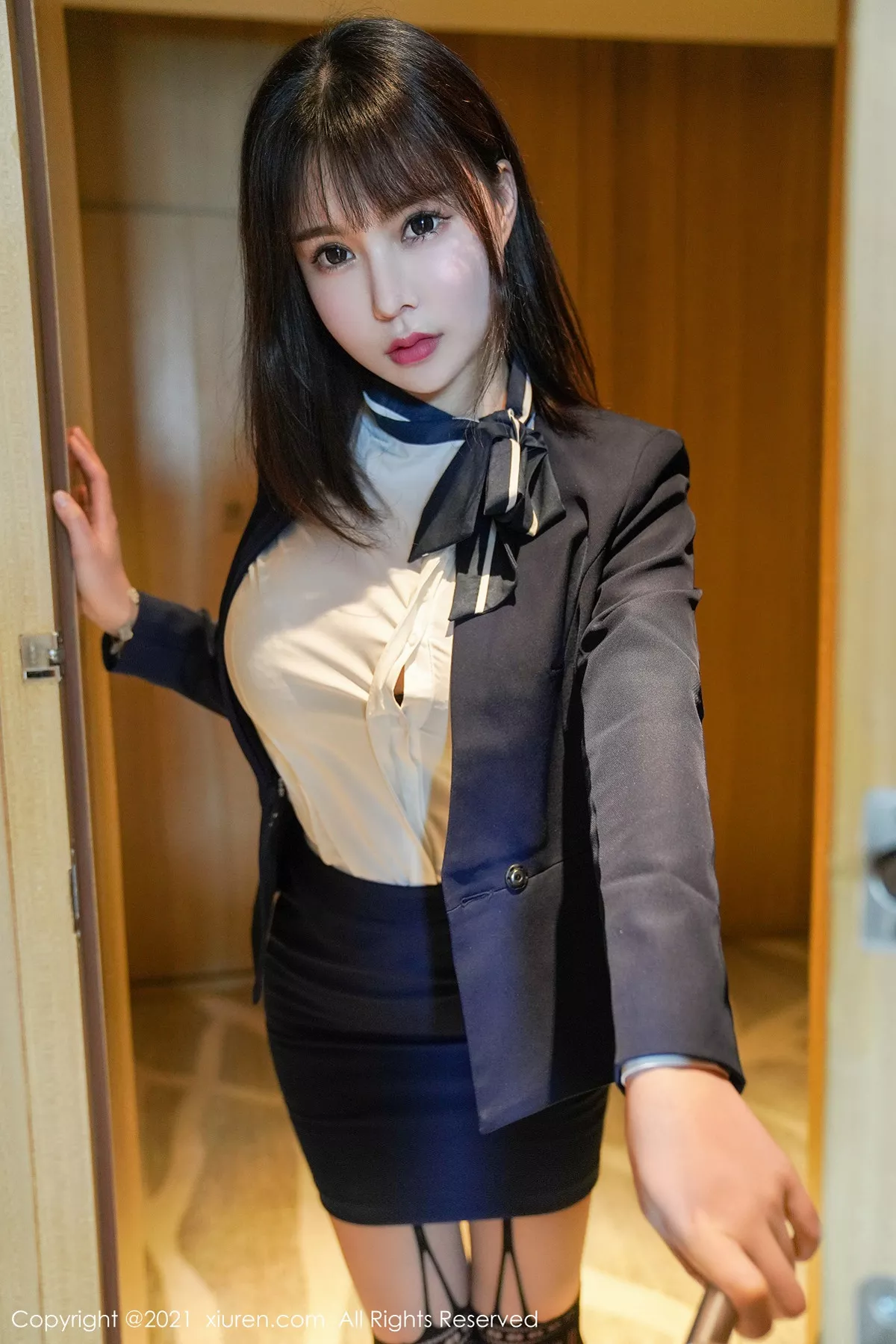 [XiuRen秀人网]第3221期晓鱼酱写真  第29张-《94零社区》
