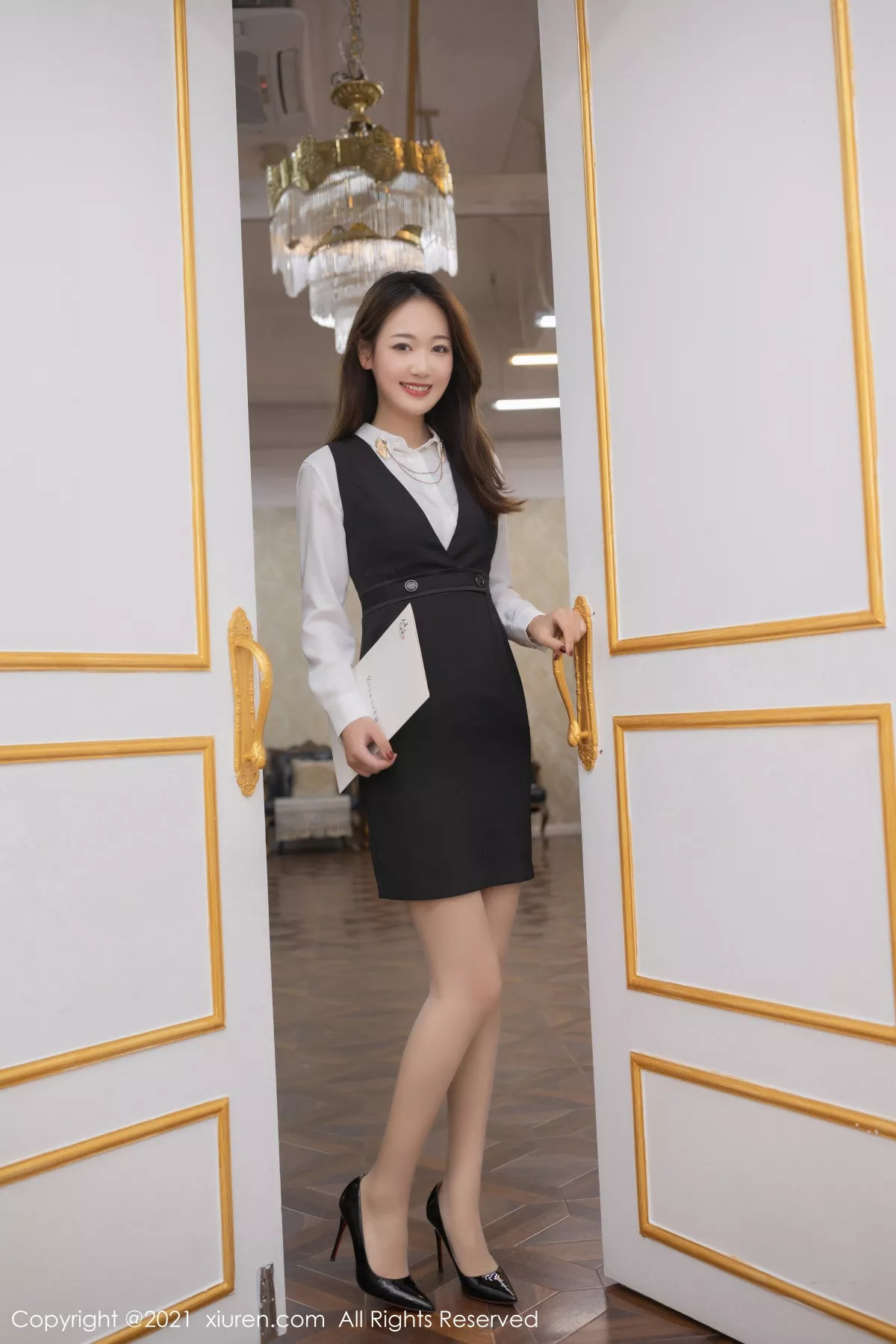 [XiuRen秀人网]第3219期唐安琪写真  第3张-《94零社区》