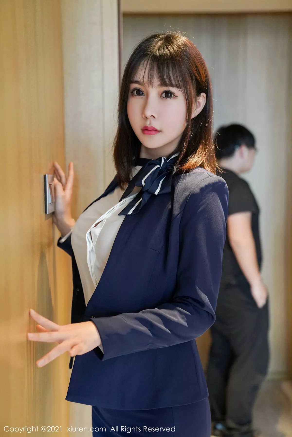 [XiuRen秀人网]第3221期晓鱼酱写真  第33张-《94零社区》