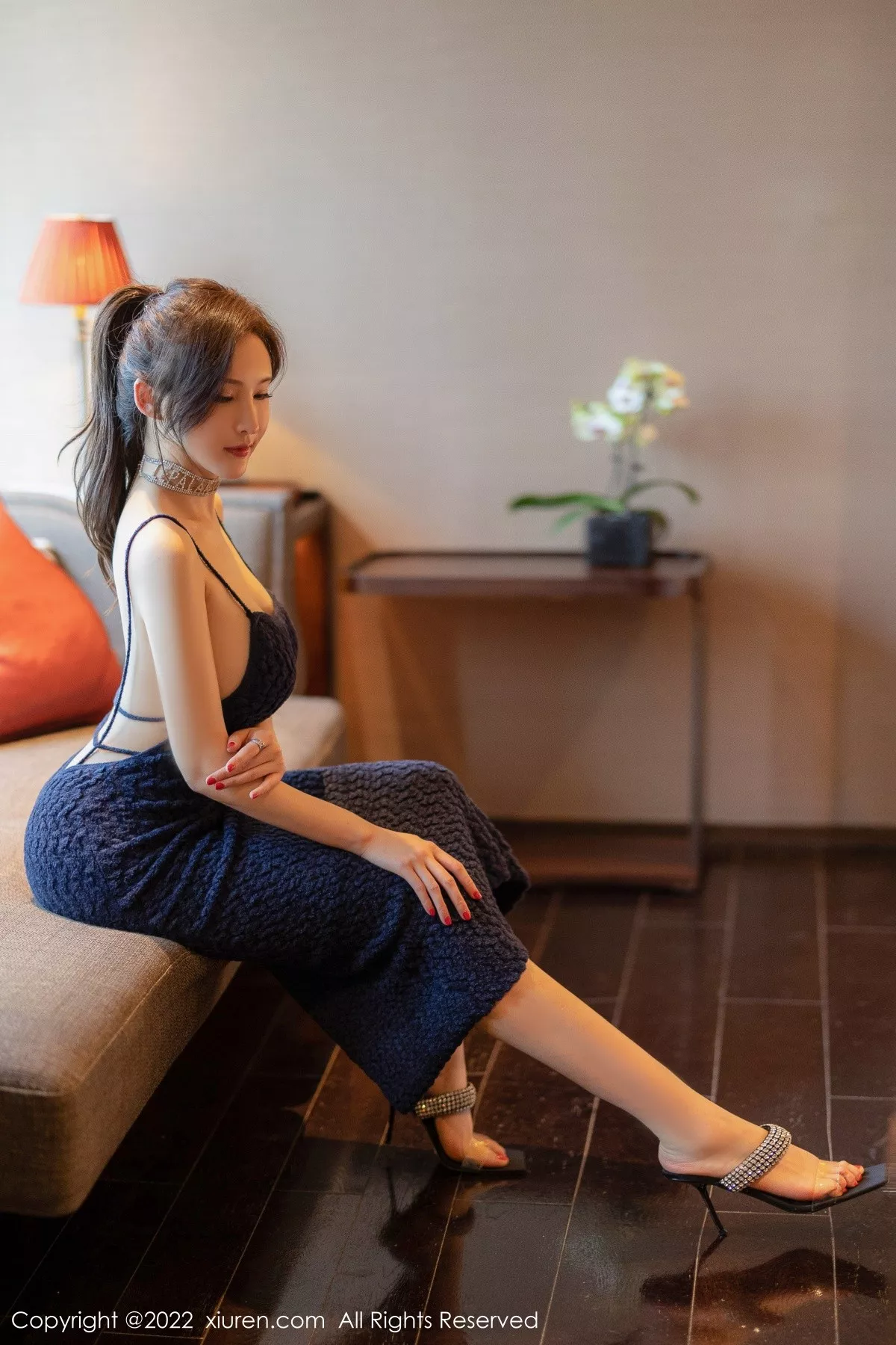 [XiuRen秀人网]第5218期奶瓶土肥圆写真  第9张-《94零社区》