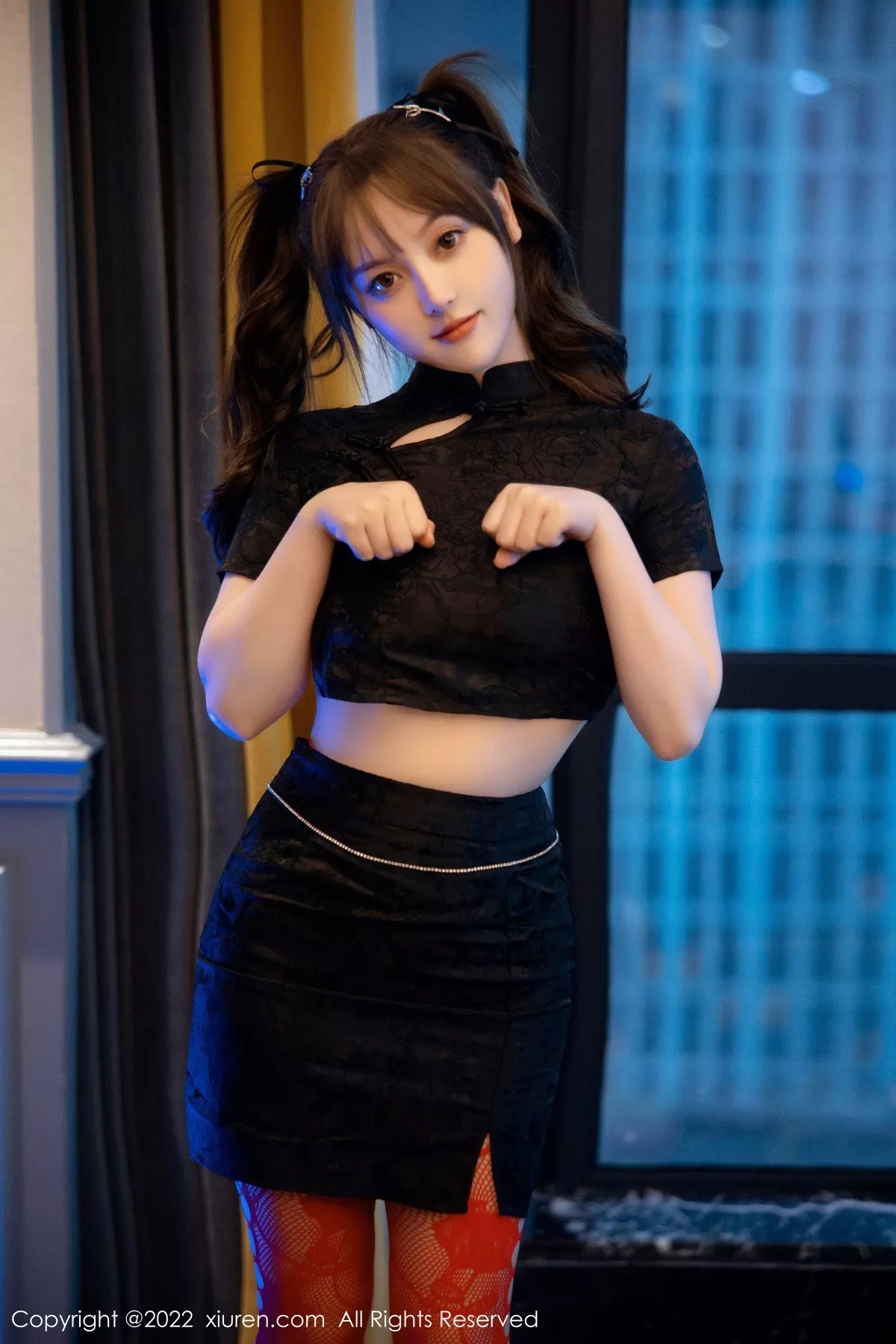 [XiuRen秀人网]第5225期豆瓣酱写真  第1张-《94零社区》