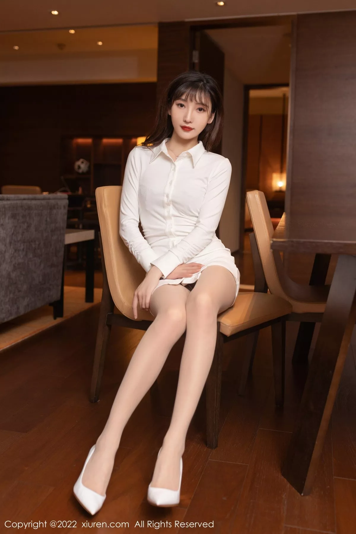 [XiuRen秀人网]第5425期陆萱萱写真  第7张-《94零社区》