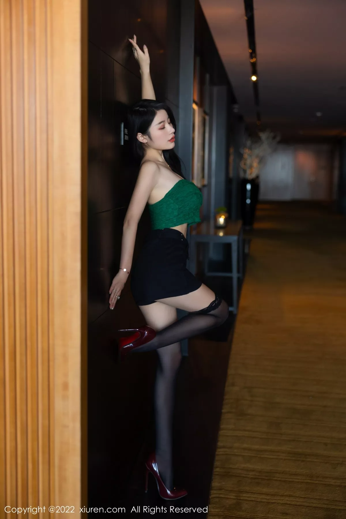 [XiuRen秀人网]第5455期美七写真  第7张-《94零社区》