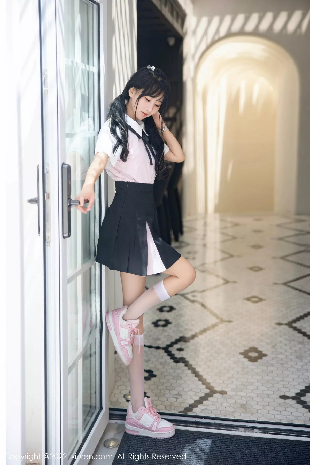 [XiuRen秀人网]第5443期小果冻儿写真  第8张-《94零社区》