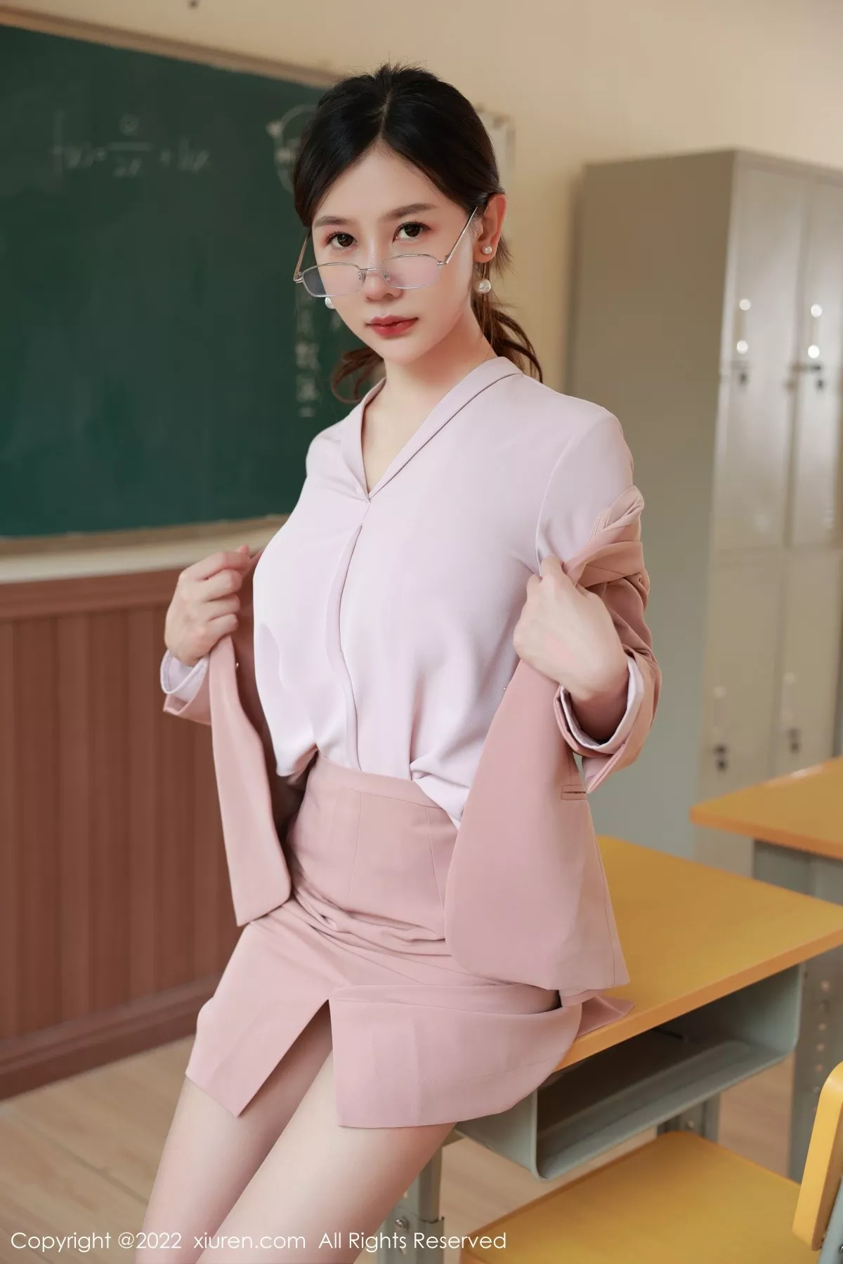 [XiuRen秀人网]第5617期尹甜甜写真  第11张-《94零社区》