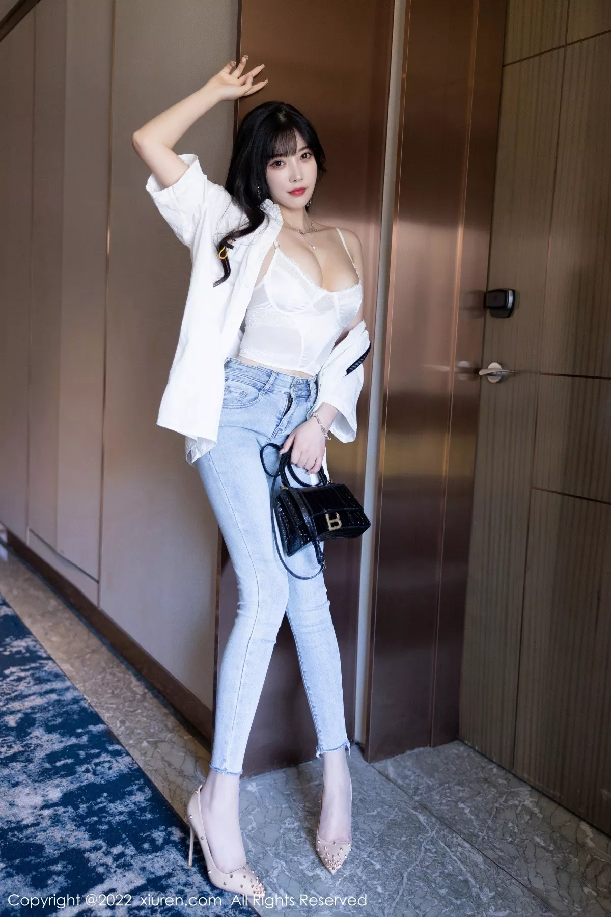 [XiuRen秀人网]第5614期杨晨晨写真  第23张-《94零社区》