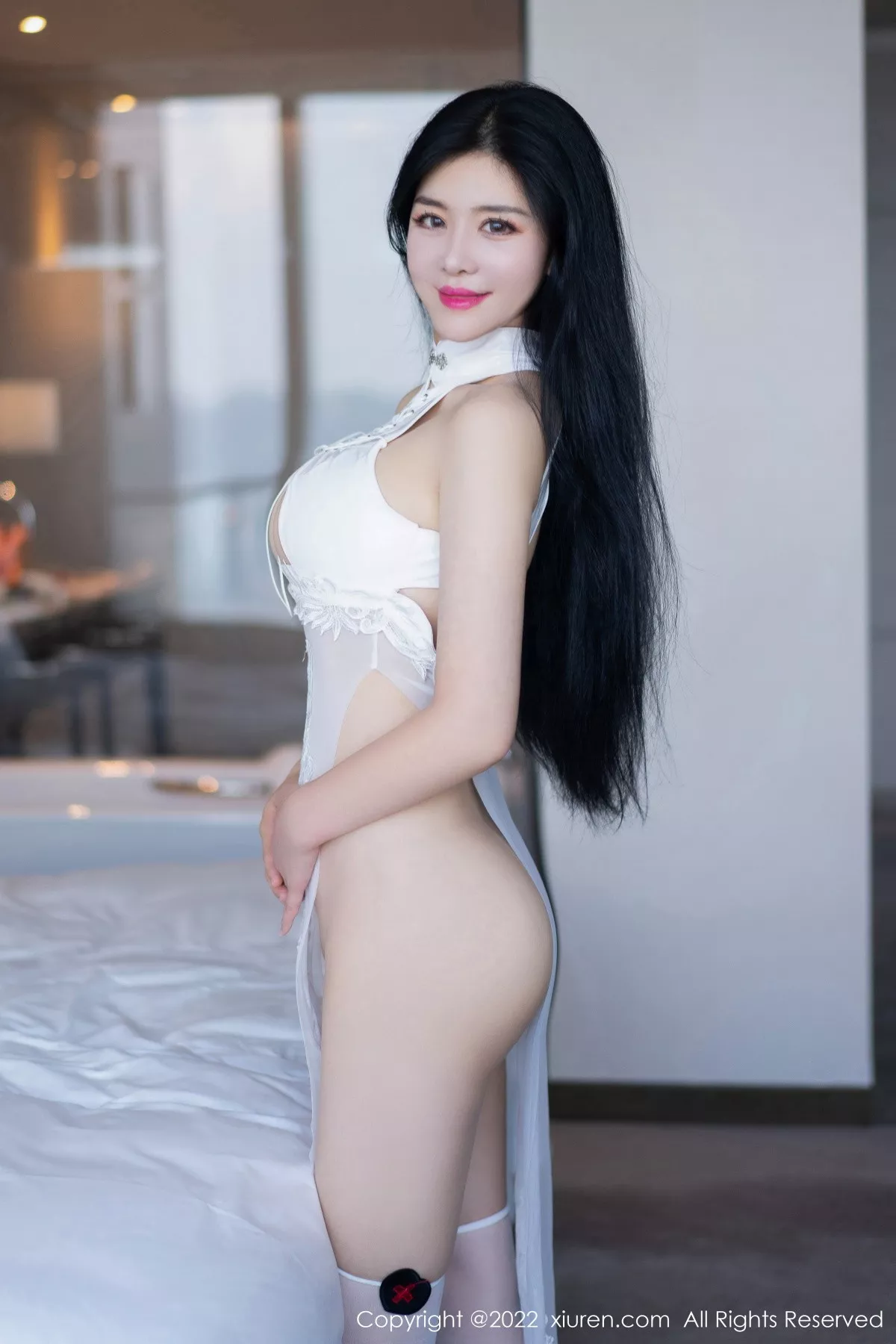 [XiuRen秀人网]第5665期刘钰儿写真  第3张-《94零社区》