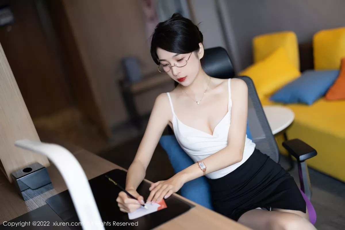 [XiuRen秀人网]第5656期林乐一写真  第13张-《94零社区》