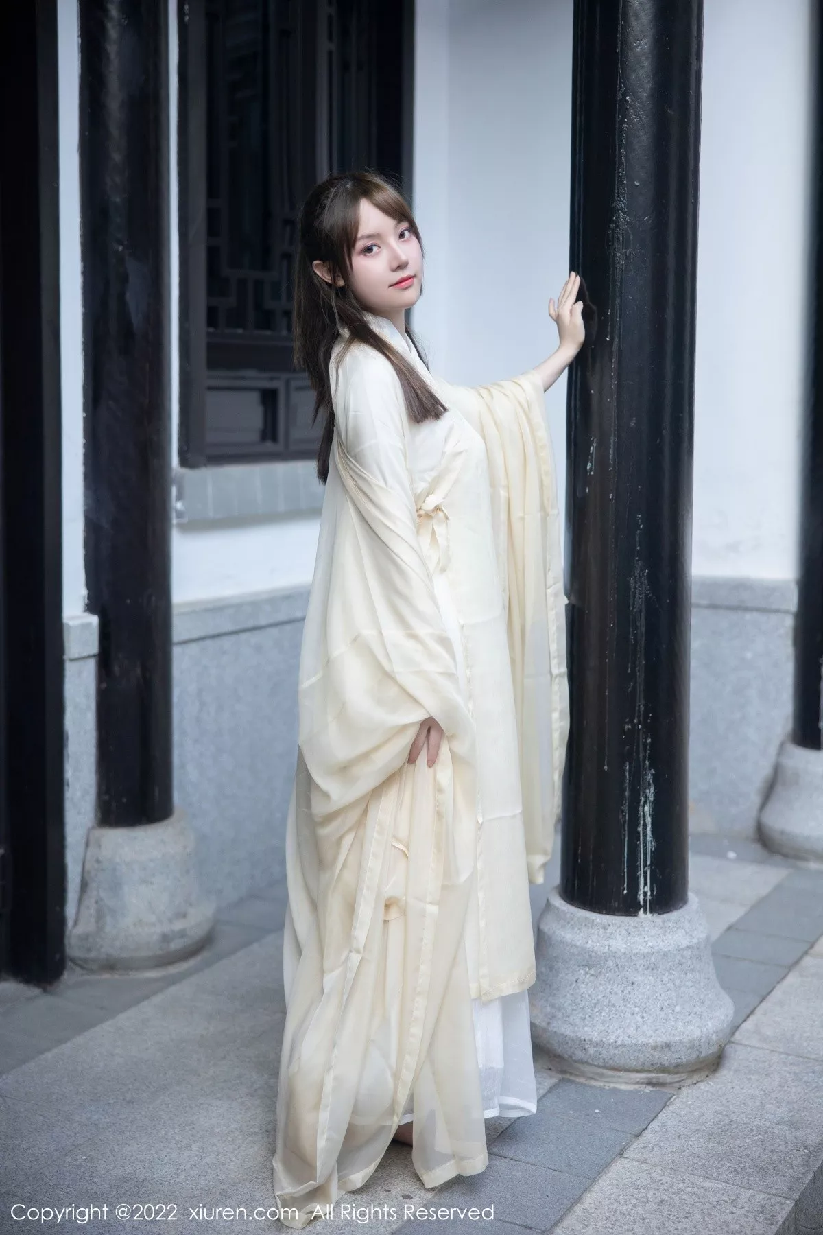 [XiuRen秀人网]第5653期豆瓣酱写真  第2张-《94零社区》