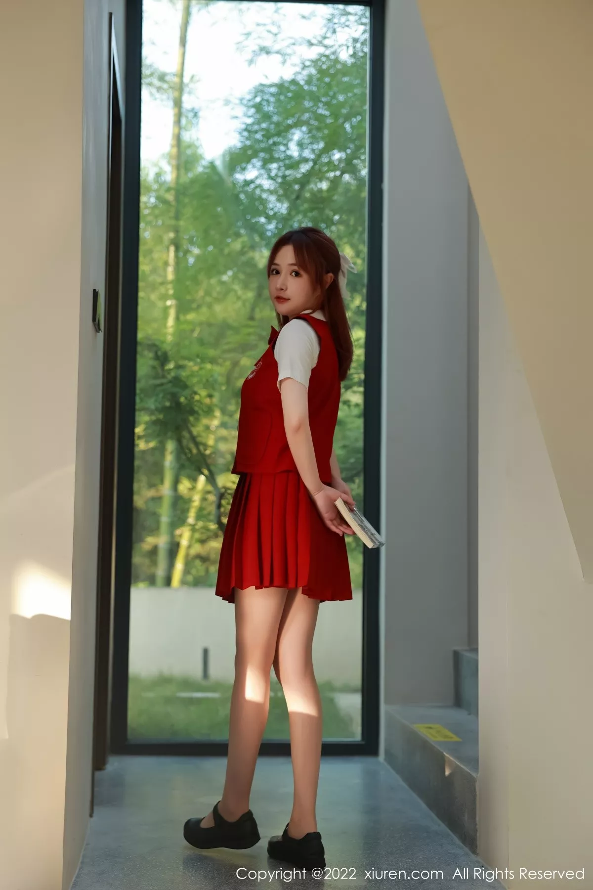 [XiuRen秀人网]第5652期养乐多写真  第3张-《94零社区》