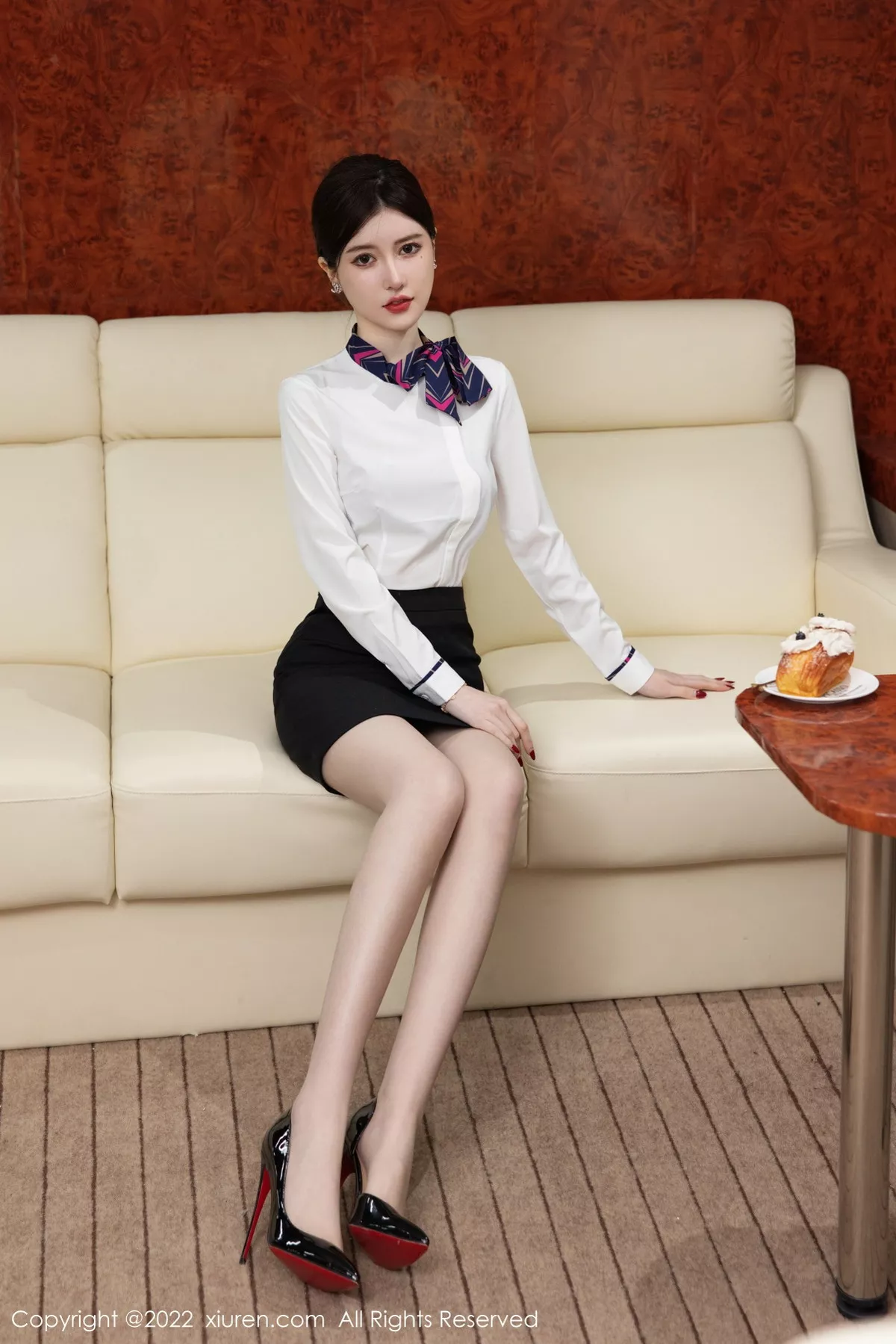 [XiuRen秀人网]第5696期美桃酱写真  第3张-《94零社区》
