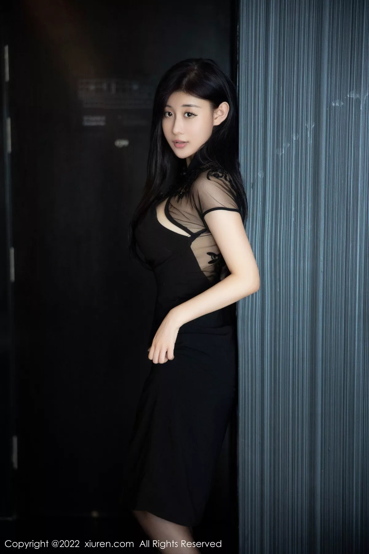 [XiuRen秀人网]第5691期顾楚楚写真  第2张-《94零社区》